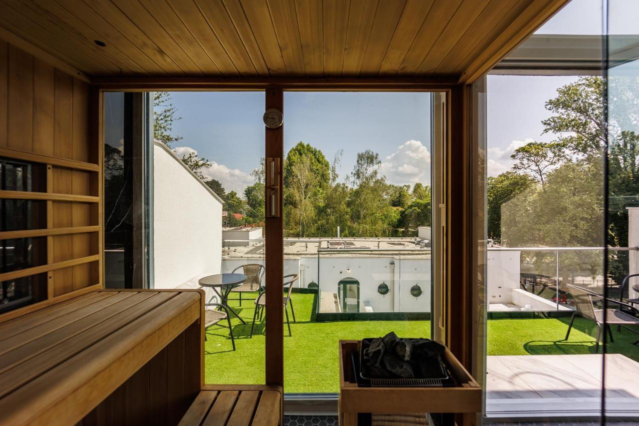 Villa Bauhaus Penthouse Wellness Apartman シオーフォク エクステリア 写真