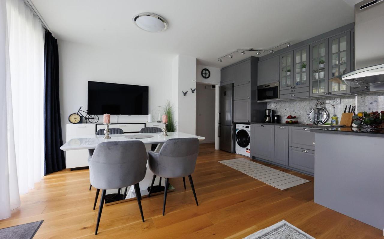 Villa Bauhaus Penthouse Wellness Apartman シオーフォク エクステリア 写真